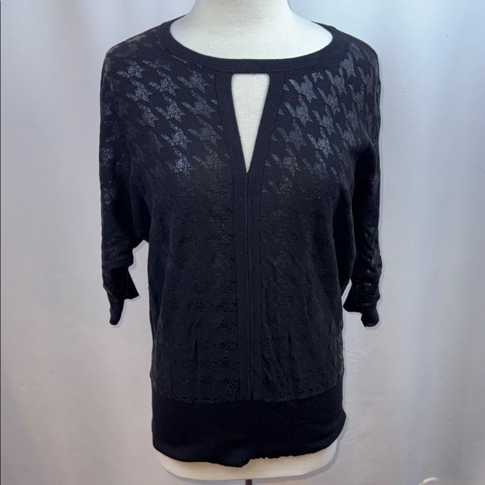 New York & Company Black Houndstooth Print Sweater, Medium